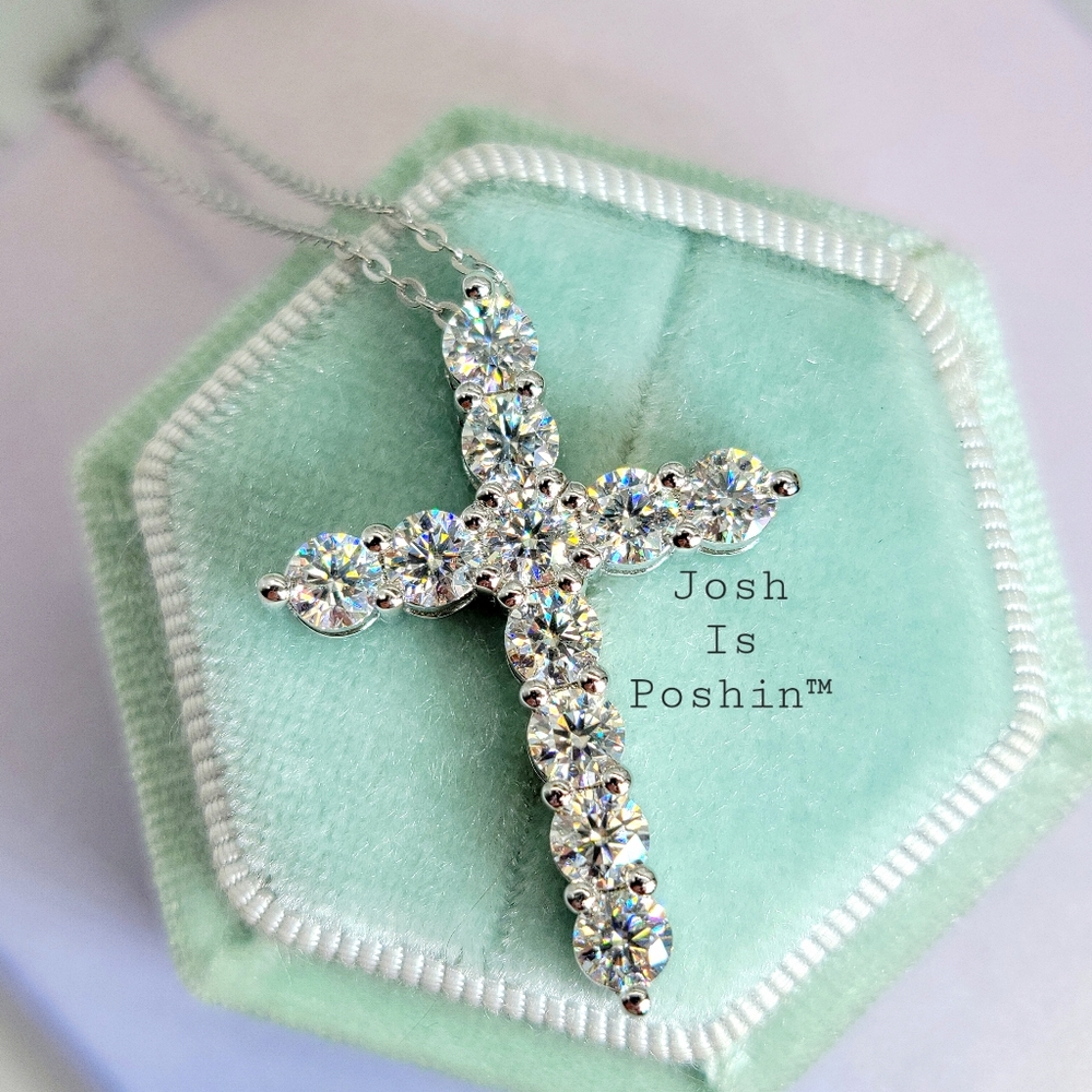Silver and White Geometric Crystal Necklace